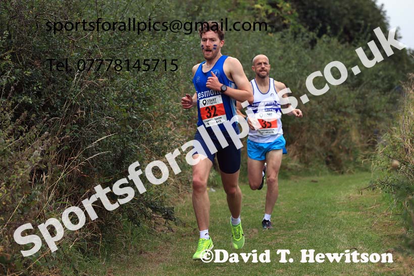 Senior Men and Veterans Relay, 2024 Sunderland XC Relays.  Photo: David T. Hewitson/Sports for All Pics